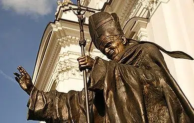 Statue of John Paul II