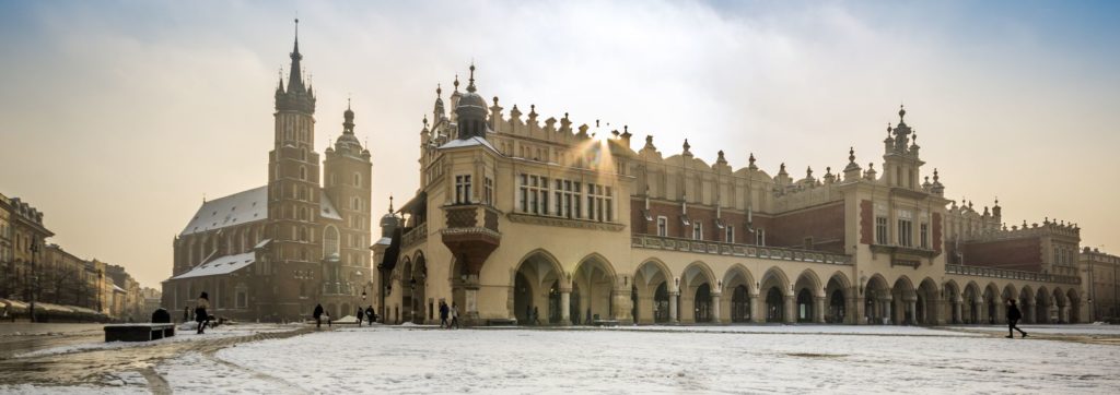 Visit Krakow winter Main square!